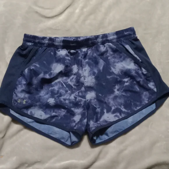 Under armor running shorts bundle medium - Picture 6 of 13